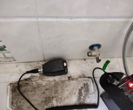 蔡甸屋顶漏水维修公司分享下卫生间漏水的危害及解决方法